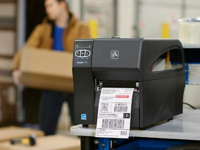 Nuevo diseño de la Impresora industrial Zebra ZT200 Series (Thumb)